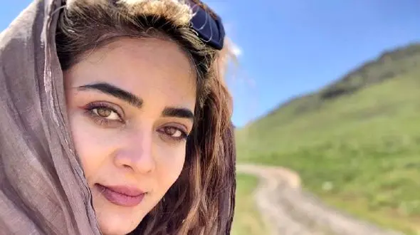 عکس/ سفر در زمان؛ چهره «طاهره» سریال پایتخت 6 در کودکی؛ دهه 70