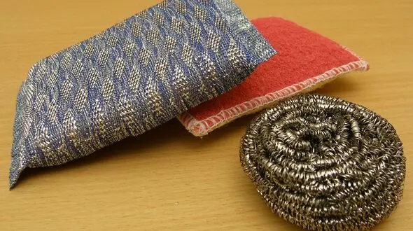 ضد عفونی کردن اسکاچ ظرفشویی با ترفندهای خانگی