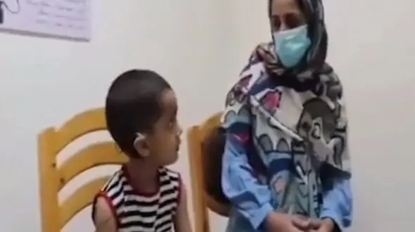 فیلم این دختربچه ایرانی دلتان را می لرزاند ! / یاسمین را ببینید !
