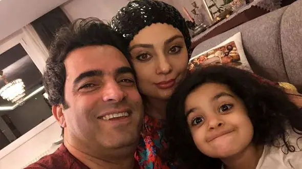 عکس های تولد شاهانه با کیک 3 بعدی یلدایی دختر منوچهر هادی و یکتا ناصر در غیاب مادرش ! / تزییات دختر شنل قرمزی روی کیک بی نظیره !