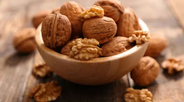 هنرنمایی با پوست گردو + فیلم
