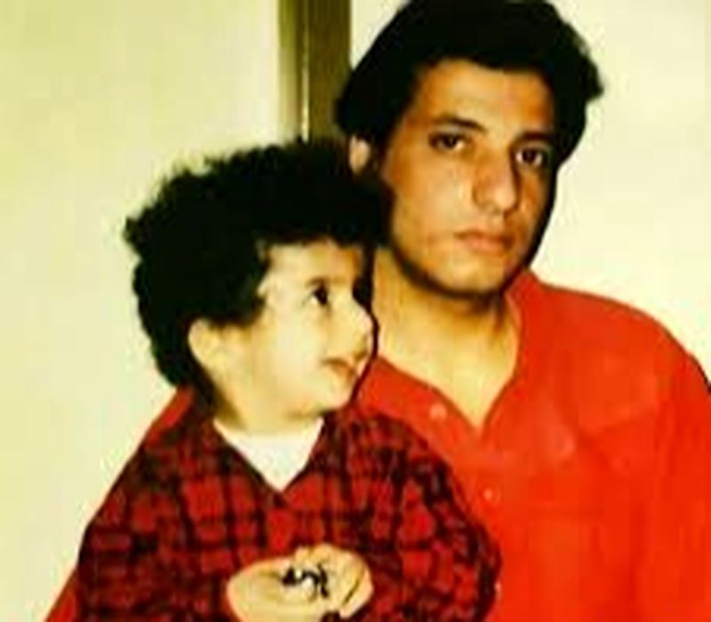  امیر جعفری در جوانی و برادر زاده اش علیرضا جعفری در کودکی
