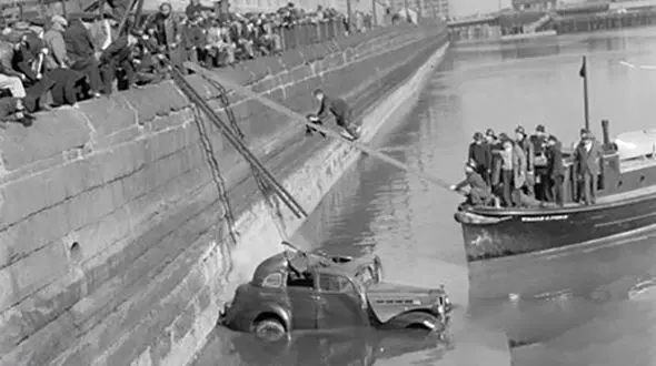 عکس های تصادفات در 100 سال گذشته را ببینید +تصاویر