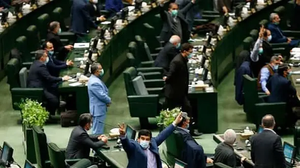 در اسرع وقت وزیر پیشنهادی آموزش و پرورش را به مجلس معرفی کنید/ مجلس به «فیاضی» اعتماد نکرد