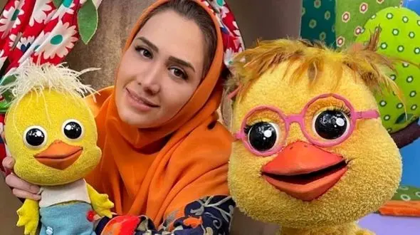 استایل روز:نگاهی به تیپ و استایل شیک و ایرانی‌پسند خاله سارا در دورهمی با فریبا نادری، علی اوجی، مستانه مهاجر، هومن حاجی عبداللهی