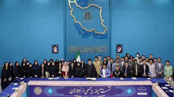 رفع گره‌های ذهنی جوانان و نوجوانان باید مورد توجه قرار گیرد