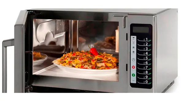 7 ماده غذایی که نباید دوبار گرم شوند