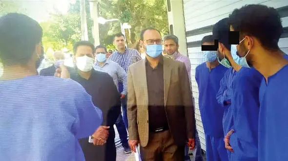 عکس / 3 جوان برای قتل به گاراژ رفتند / خون در مشهد فواره زد