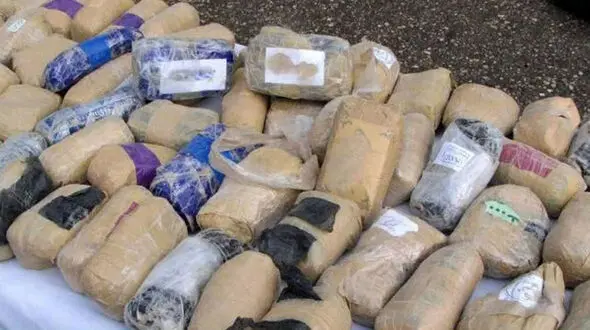 به هلاکت رسیدن 2 قاچاقچی مواد مخدر در نهبندان