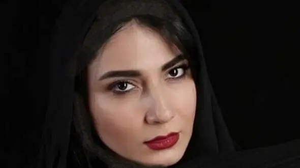 عکس پاییزی جذاب ترین خانم بازیگر گردن زنی / ژست عجیب و استایل جذاب سمیرا حسن‌پور!