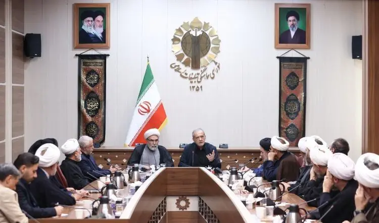رئیس جمهور: اگر رهبری دستور می‌دادند مذاکره نشود قطعاً اطاعت می‌کردیم