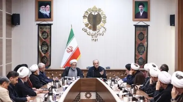 رئیس جمهور: اگر رهبری دستور می‌دادند مذاکره نشود قطعاً اطاعت می‌کردیم