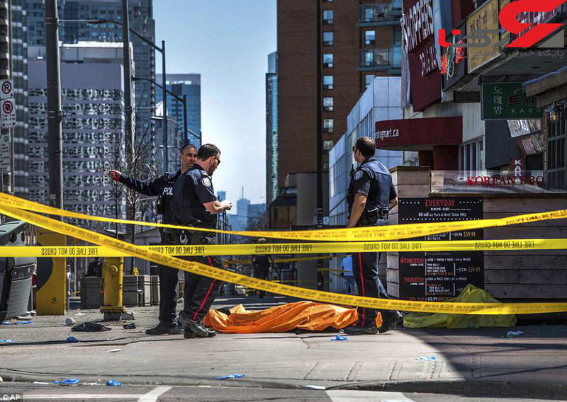 4B78AFA000000578-5650489-Ten_people_were_killed_and_15_injured_after_a_van_mounted_the_pa-a-15_1524573767535