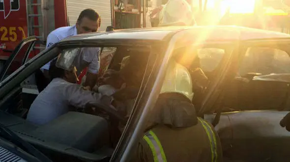 حادثه در بزرگراه تهران-کرج / 5 تن مصدوم شدند + عکس 