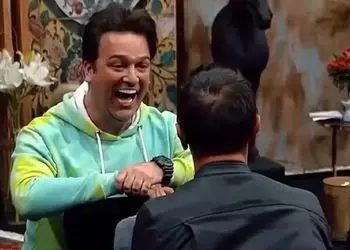 سکانس خندان / حامد آهنگی صورتش نقص عضو شد انقدر شکلک درآورد حیایی بخنده ببازه