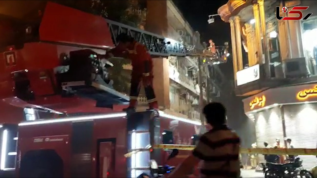 آتش سوزی وحشتناک در ساختمان های نواب + فیلم