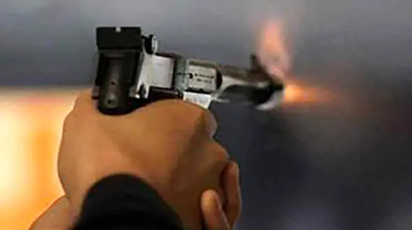 شلیک های مرگبار جلو ی دادگاه اهواز / سه قاتل فراری دستگیر شدند