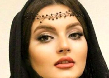 نگاهی به عقد و جشن عروسی شاهانه نیلوفر پارسا/ لباس شیک اروپایی عروسی و کت و شلوار مجلسی عقد / گل عروس خاص و متفاوت + عکس