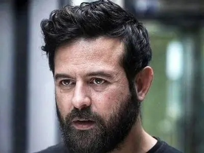 هومن سیدی کارگردان سریال وحشی تغییر چهره داد و کلا یه آدم دیگه ای شد/ هومن سیدیمرد هزارچهره سینما