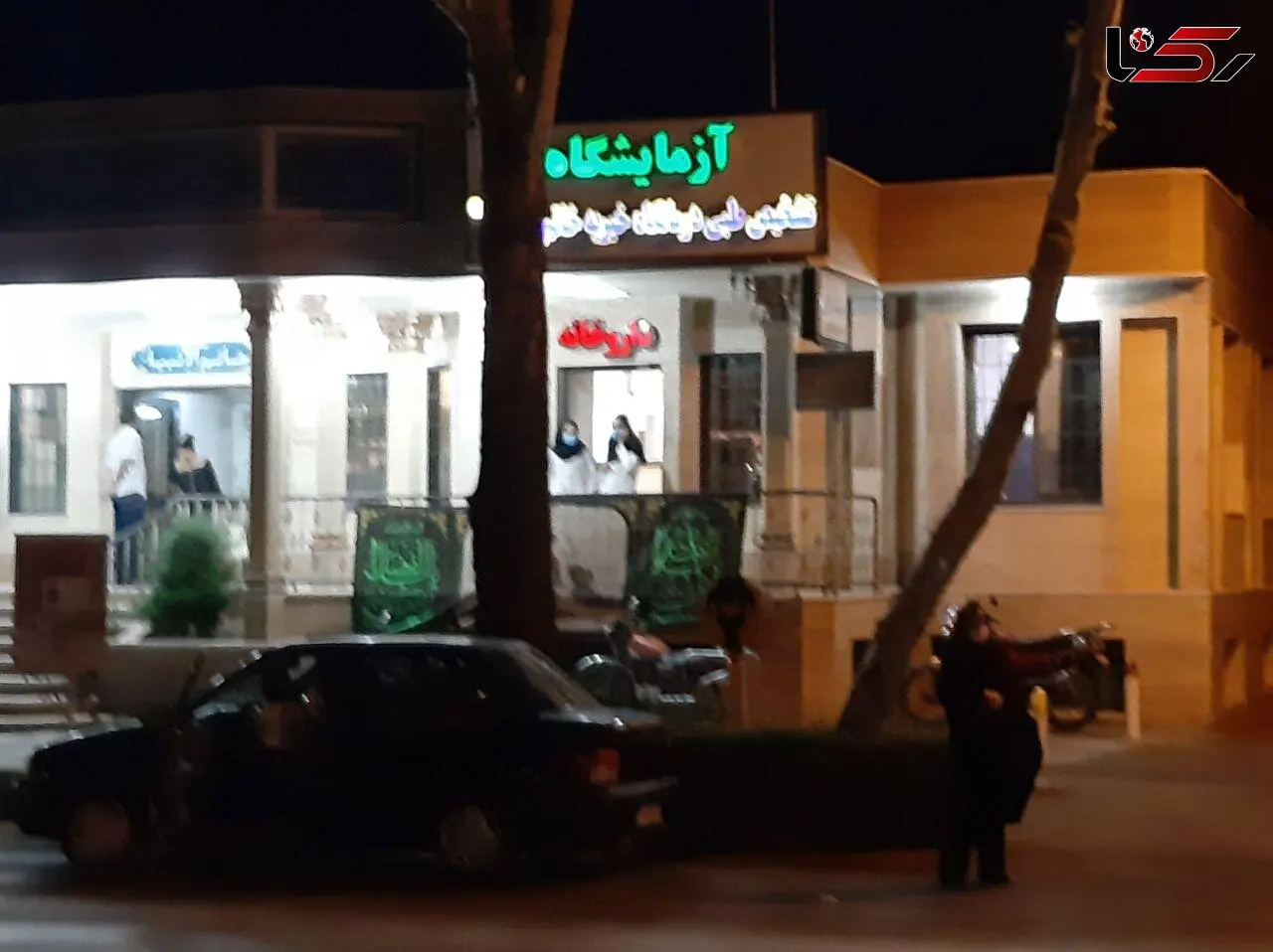 خانم دکتر بالای سر مجروح نرفت  / تصادف  مقابل درمانگاه رخ داده بود + فیلم 