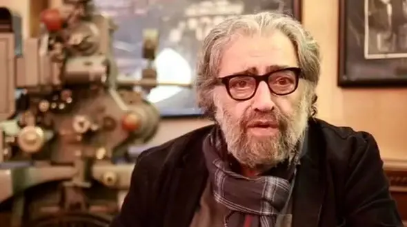 پولاد کیمیایی شمع تولد پدرش مسعود کیمیایی را فوت کرد + فیلم