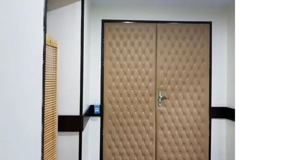 جلسه 5 وزیر  و فرماندهان نظامی کشور در وزارت بهداشت برای مقابله با کروناویروس