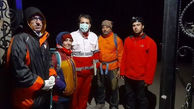  نجات خانم کوهنورد در کوه‌های روستای کلها + عکس