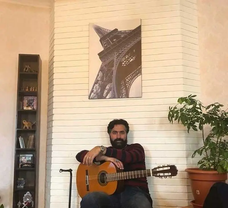  امیر خسرو عباسی