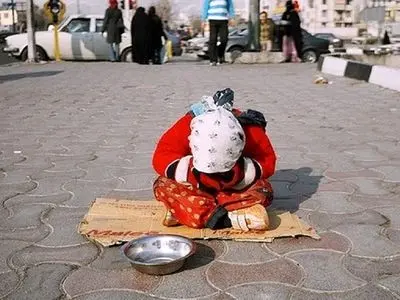 فیلم / امروز خط‌ فقر در ایران حداقل ۵۰ میلیون تومان است 