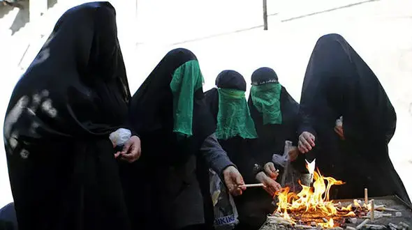 آیین سنتی محرم در ایران / اینجا زنان نقاب می زنند ! + عکس