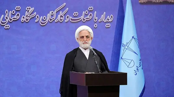 قضات، بازپرس‌ ها و دادیاران حتی‌المقدور از صدور قرار بازداشت اجتناب کنند