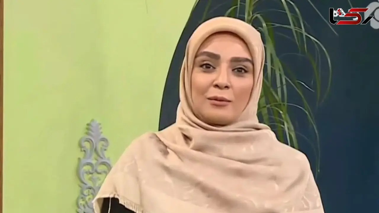 فیلم / عذرخواهی مجری معروف تلویزیون به‌دلیل اشتباه لفظی در هنگام عرض تسلیت!/ عذر می‌خوام که...