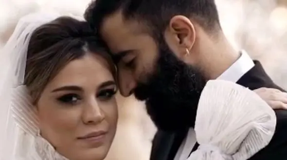  نگاهی به  عکس های منتشر نشده عروسی شیدا خلیق و کیوان ساکت اف  همزمان با هروسی متین ستوده و کامران تفتی و محمد نادری و .../ چه رقابتی شده بین عروس خانم ها ...