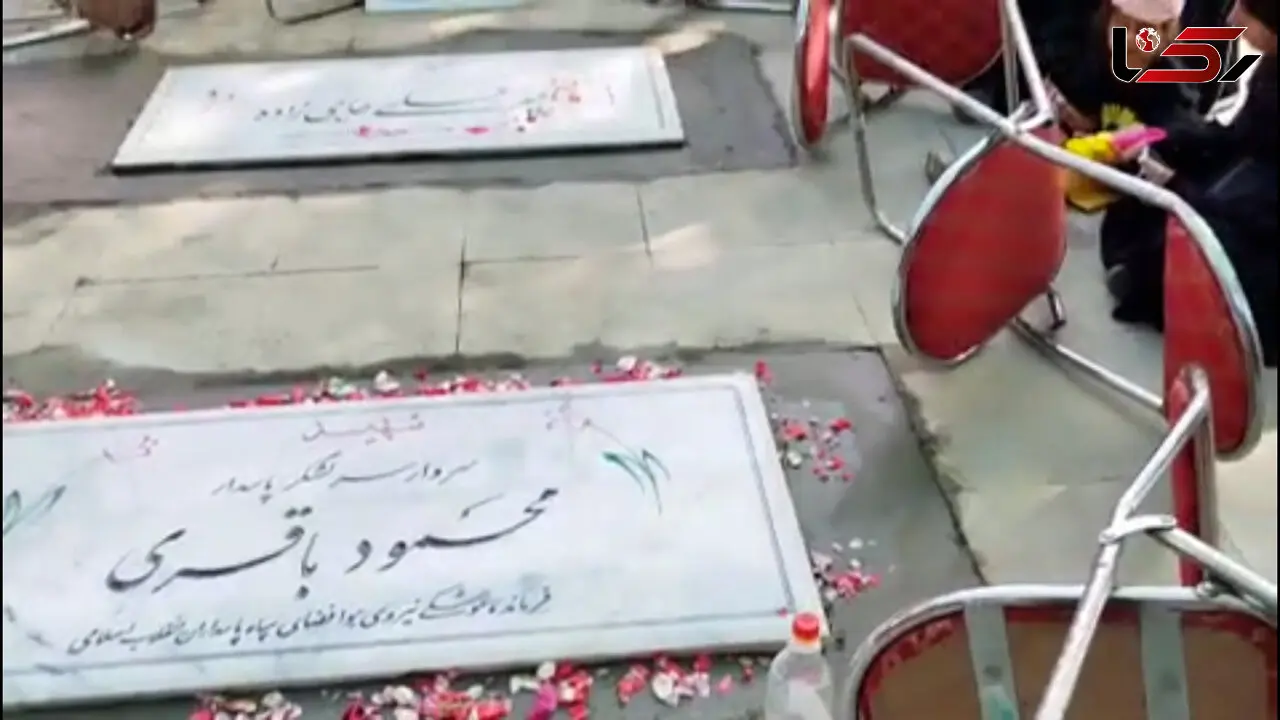 فیلم دیده نشده از نصب سنگ مزار ساده سردار حاجی زاده و باقری در کنار هم