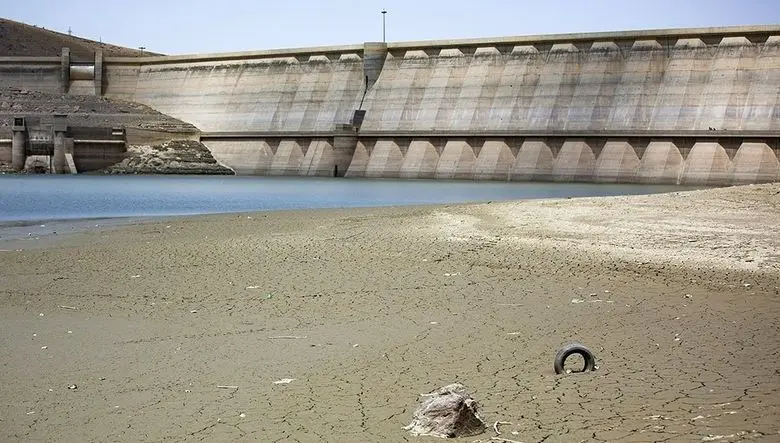 آغاز نگران‌کننده سال آبی ۱۴۰۴؛ کاهش ۷۷ درصدی بارش و خالی شدن سدهای کشور / ۲۰ استان از جمله تهران بدون بارش مانده‌اند