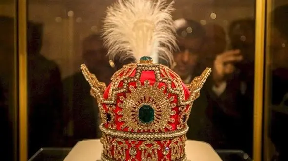 بازگشایی خزانه جواهرات ملی از ۱۲ بهمن