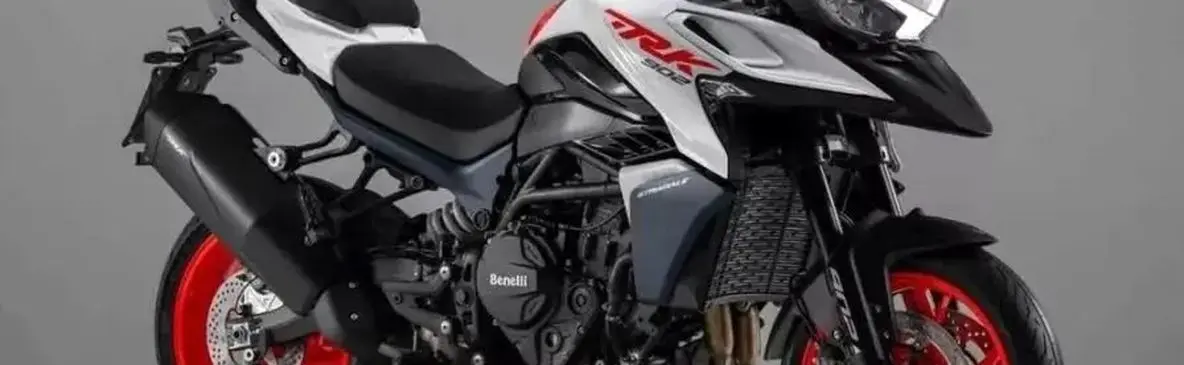 آشنایی با موتورسیکلت لوکس و خوش‌ قیمت TRK 902 استراداله