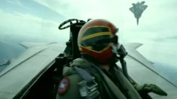 فیلم و عکس / نحوه شلیک موشک‌ ها توسط جنگنده‌ ها به سمت اهداف/ خلبانان چگونه متوجه ردیابی توسط رادار دشمن می‌ شوند؟ 