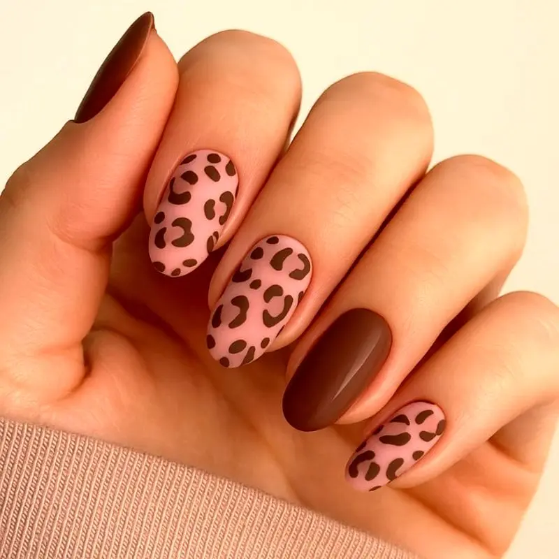 لاک پلنگی صورتی