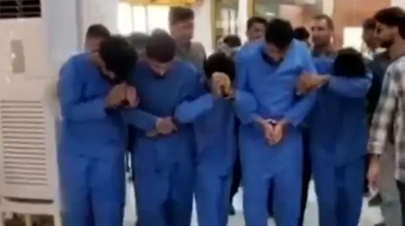 آغاز بازسازی صحنه سرقت مسلحانه در پاساژ طلای درگهان قشم + فیلم