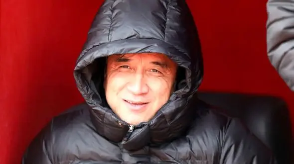 خداداد عزیزی: آلمان که بودم داشتم از یه مغازه گوشت حلال می خریدم که یکی از منافقین اومد گفت نوبت شماهم میشه که ترورت بکنیم و...+فیلم