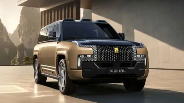 شاهکار جدید بی وای دی: شاسی بلند لوکس با امکاناتی که شما را شگفت‌ زده می‌ کند