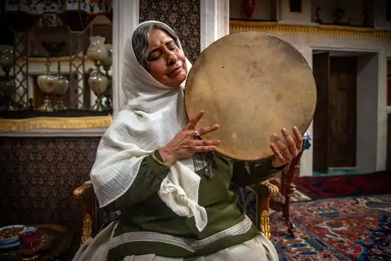 عکس‌های مرجانه گلچین در نقش "دایه" در سریال بامداد خمار