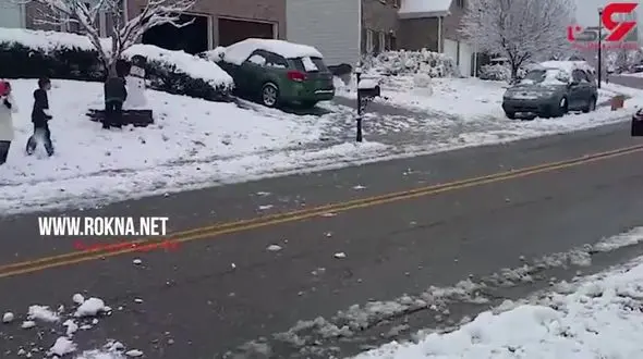 فیلم لحظه برف بازی ماموران پلیس با چند جوان سوژه رسانه ها شد 