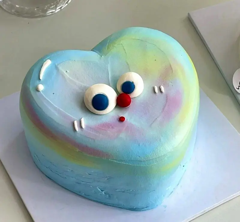 کیک قلبی ساده