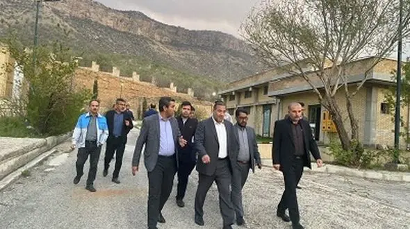 بازدید استاندار ایلام از تصفیه خانه آب ایلام 