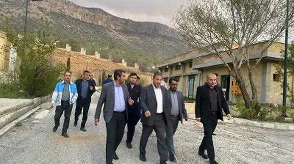 بازدید استاندار ایلام از تصفیه خانه آب ایلام 