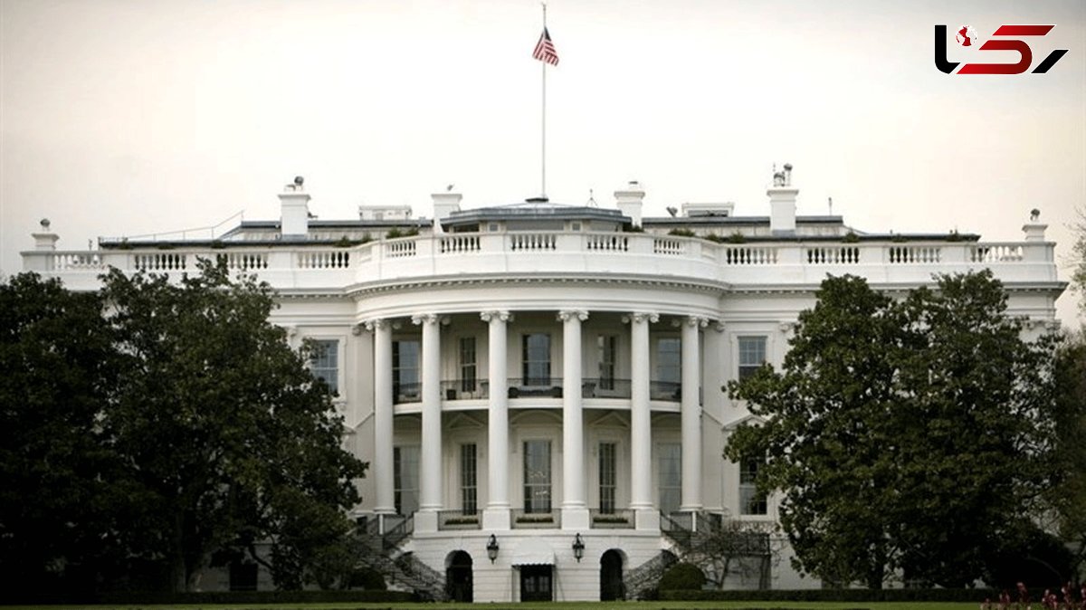  Fortress White House: Crews Will Begin Building 'Non-Scalable Fence' around Complex 