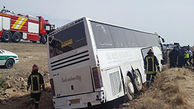 5 مصدوم در تصادف اتوبوس و کامیون در نائین