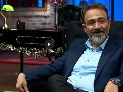 آواز شاد؛ مهران غفوریان سرش جایی خورده تو خلوتش با آهنگ سپیده جان رقص چرخشی میره